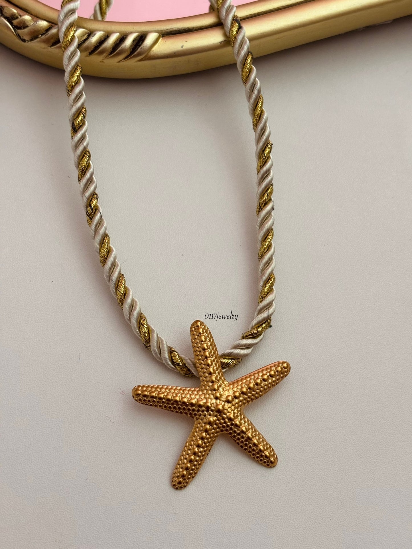 Estrella de Mar Necklace