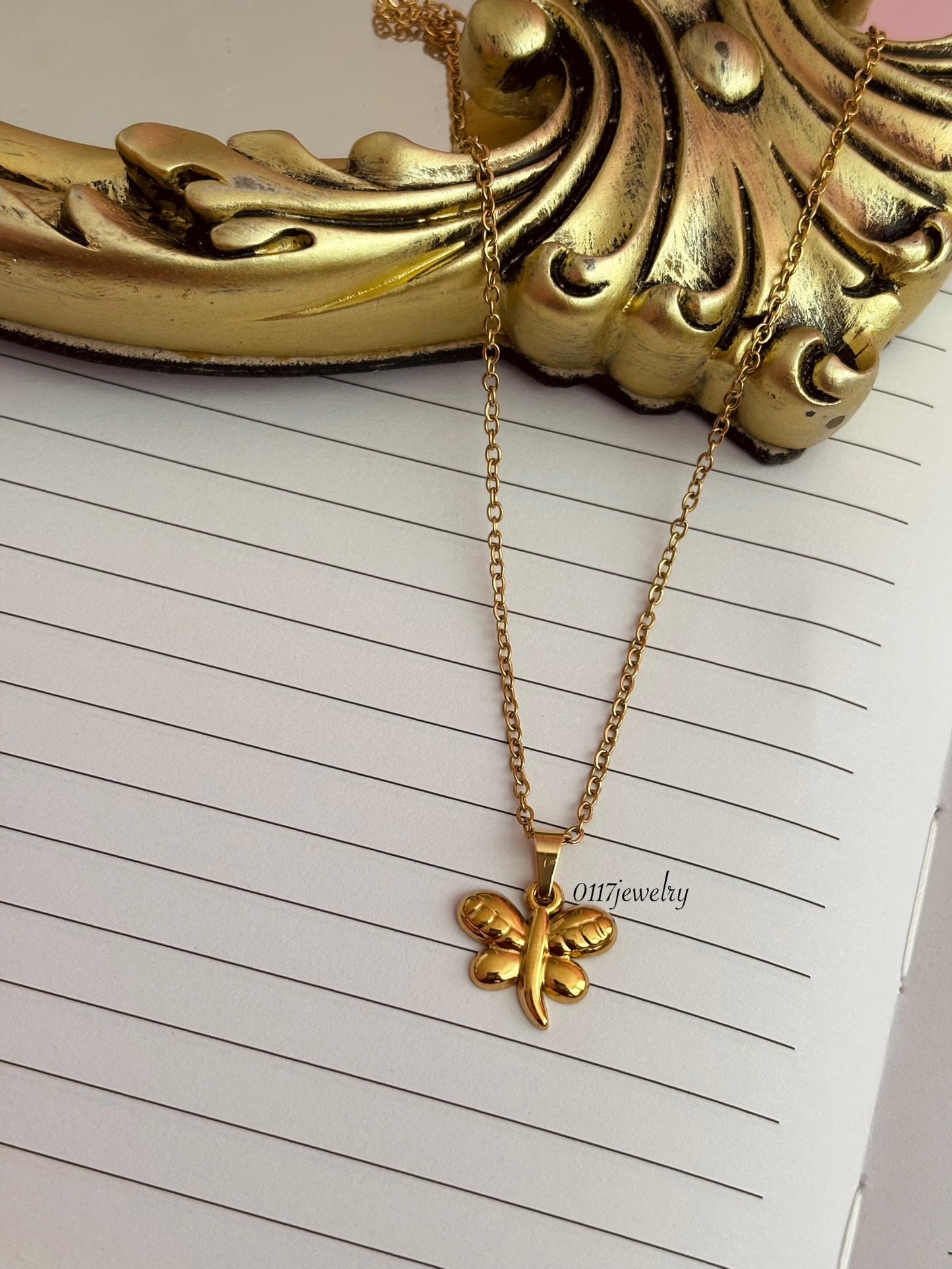 Libélula Necklace
