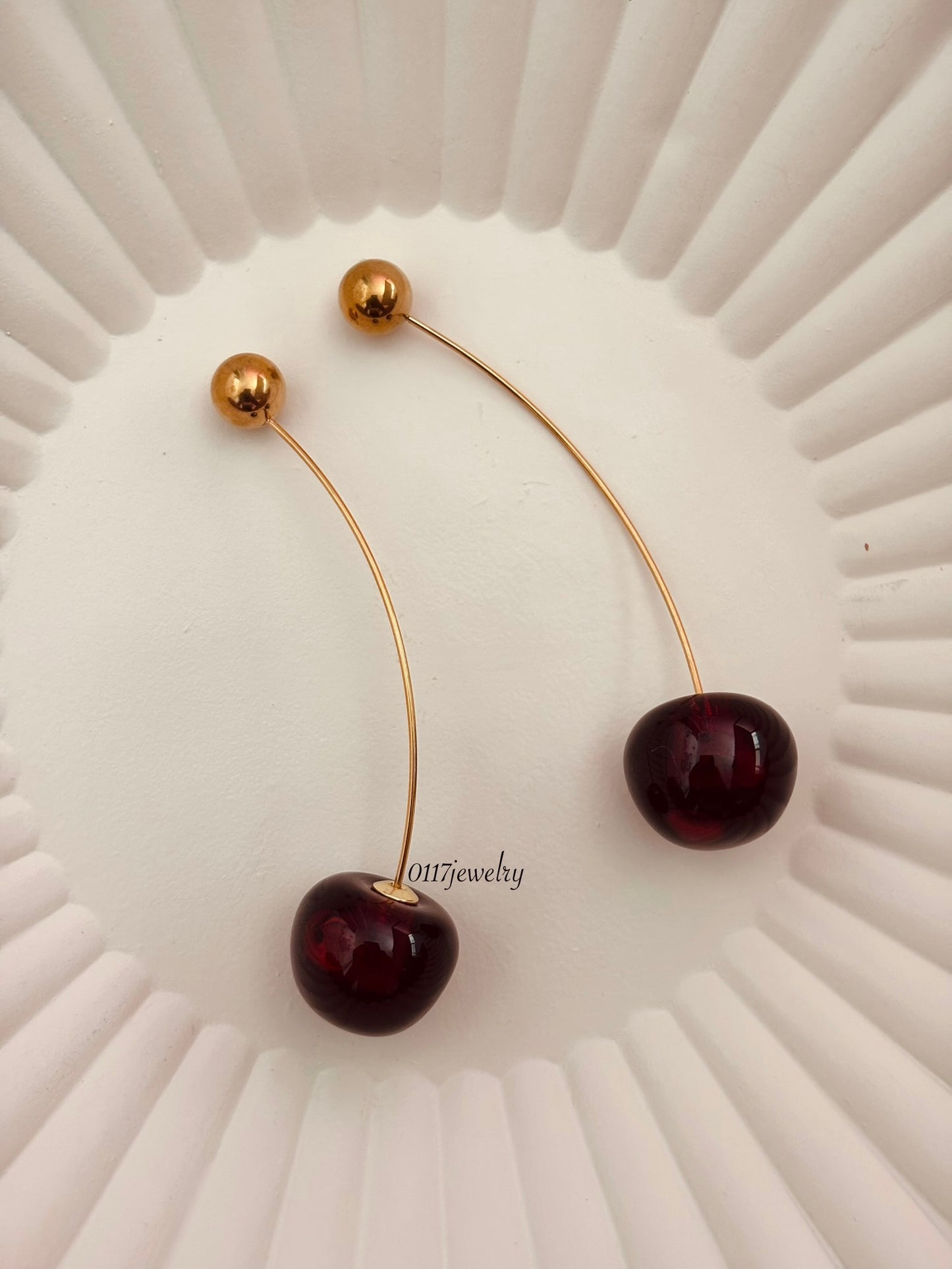 Cherry Glow earring