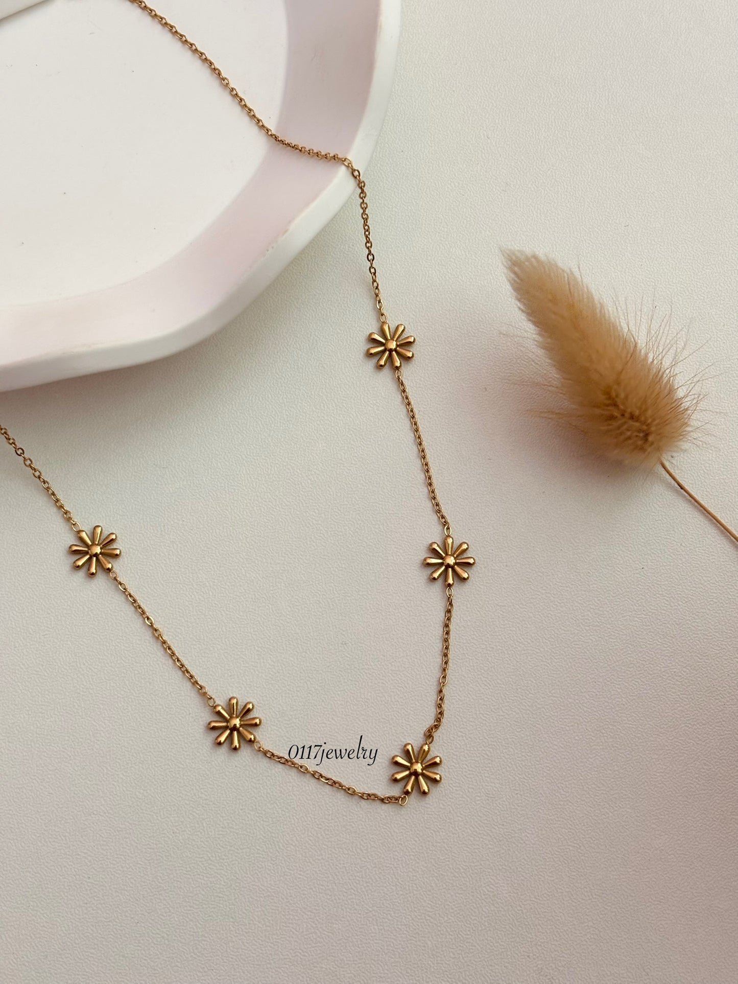 Vicky Necklace