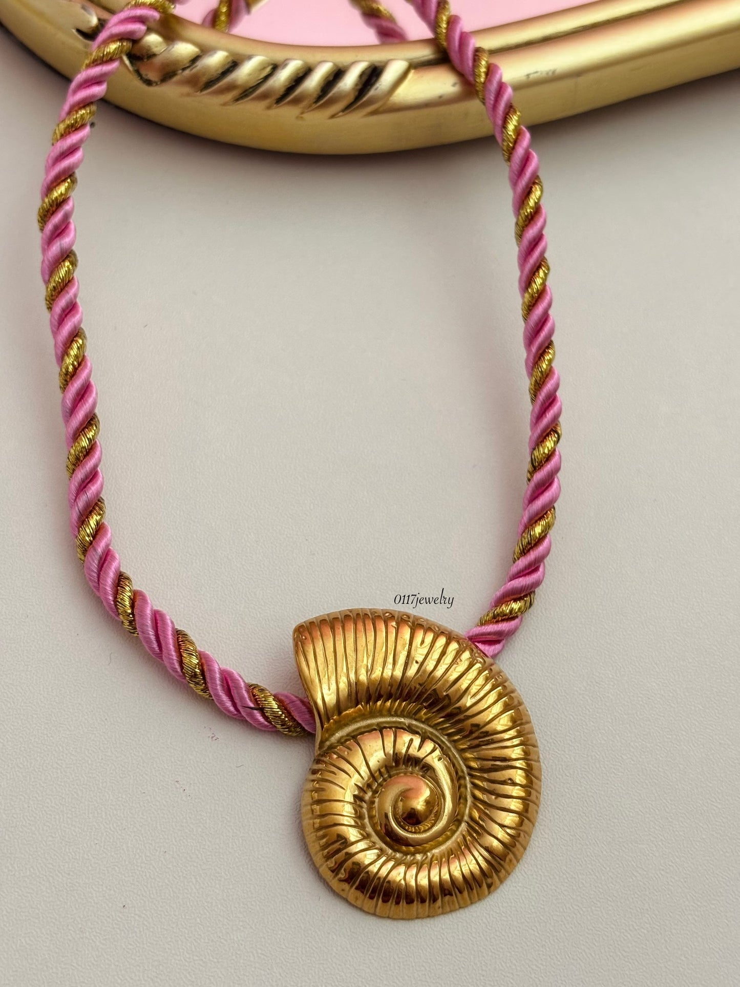 Caracol Necklace