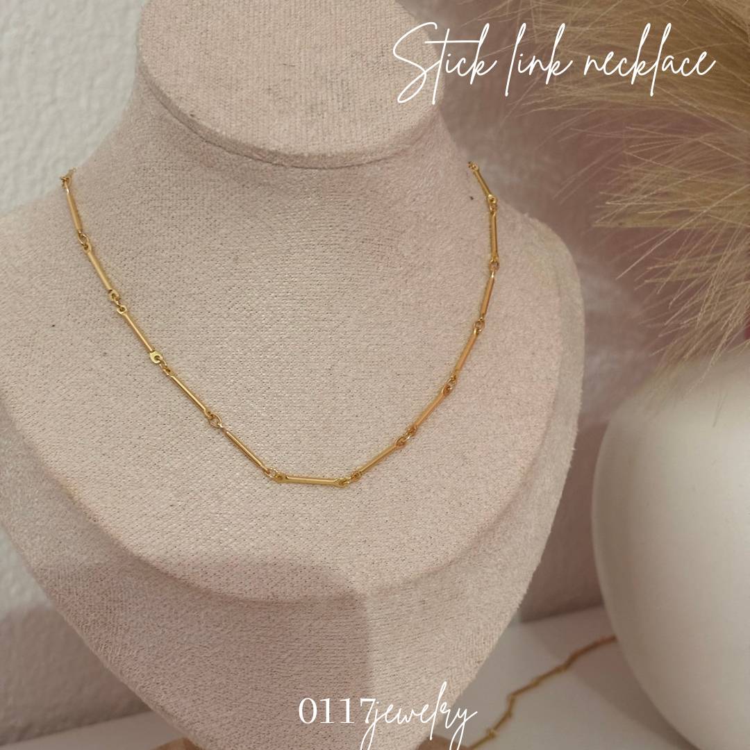 Stick link necklace