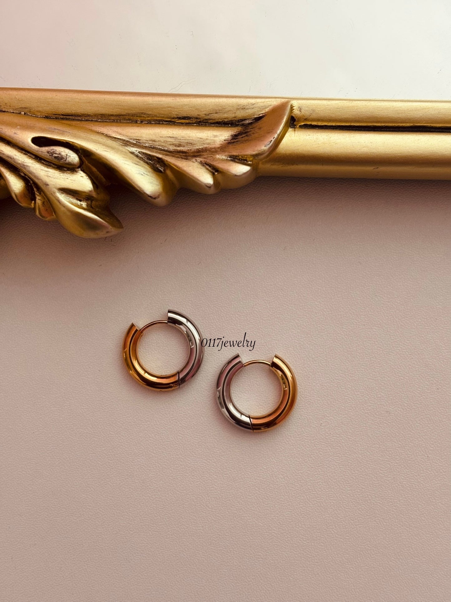 Mila Hoops