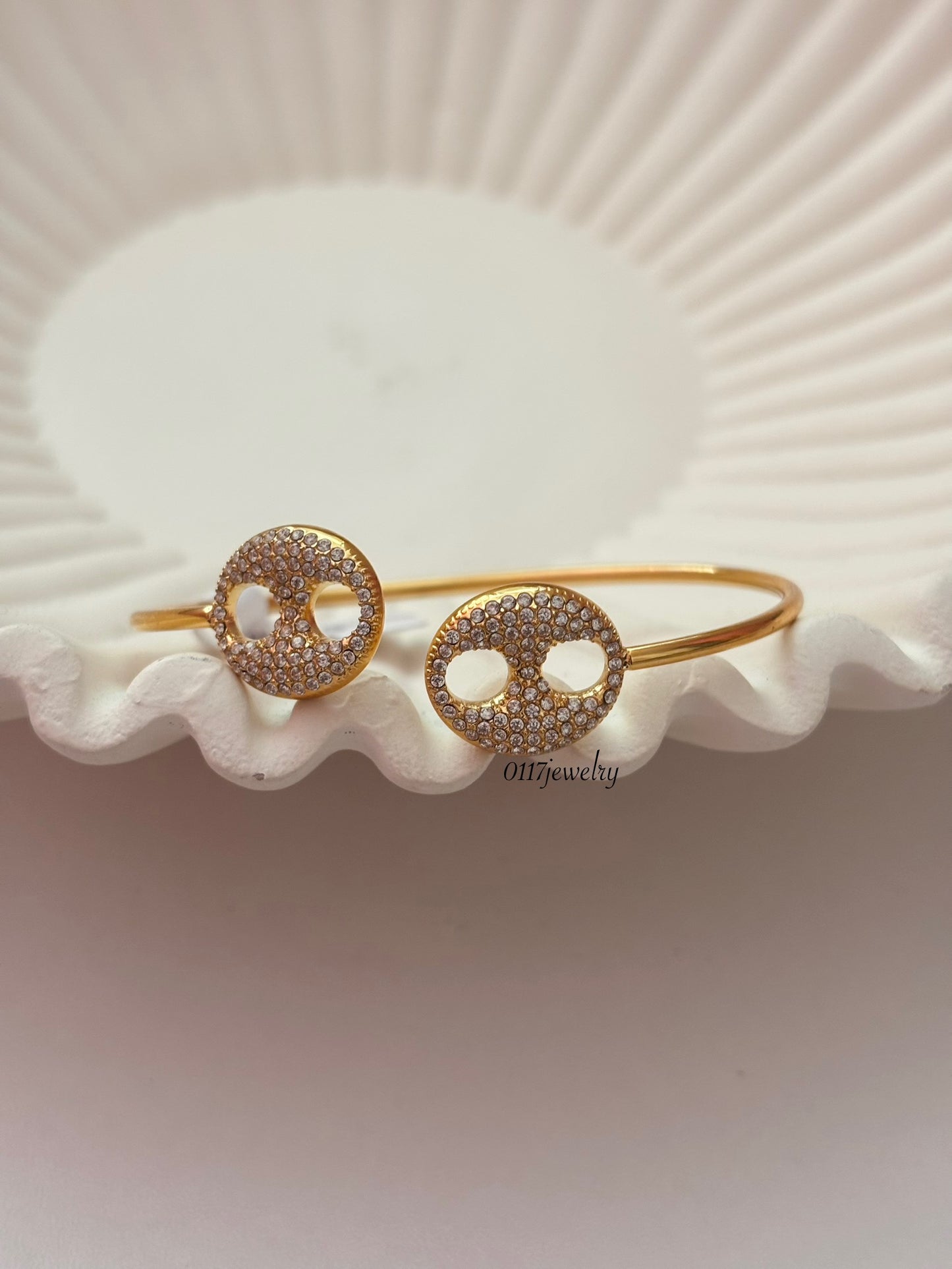 GG diamond bracelet