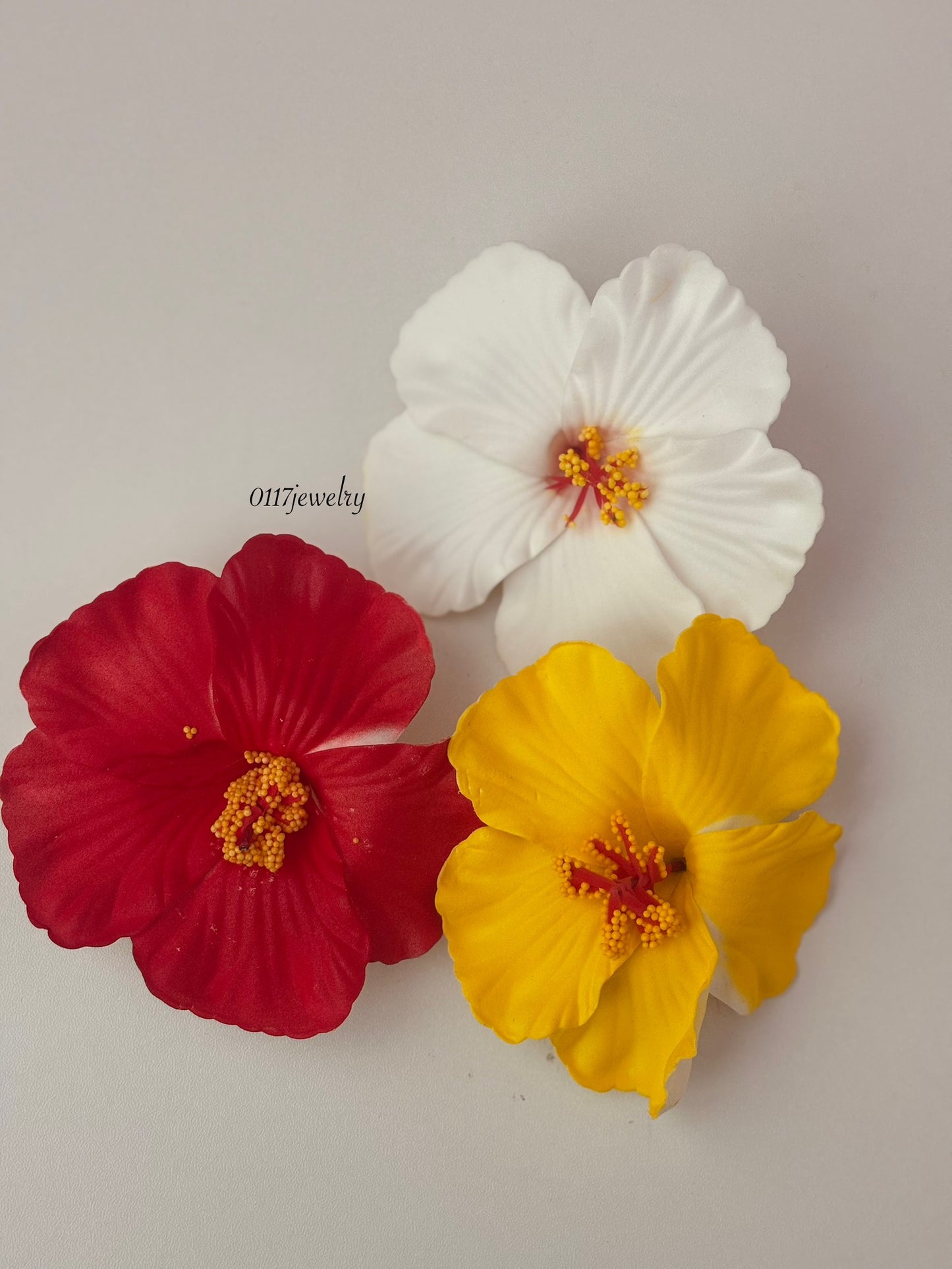 Island Bloom Hair Clip