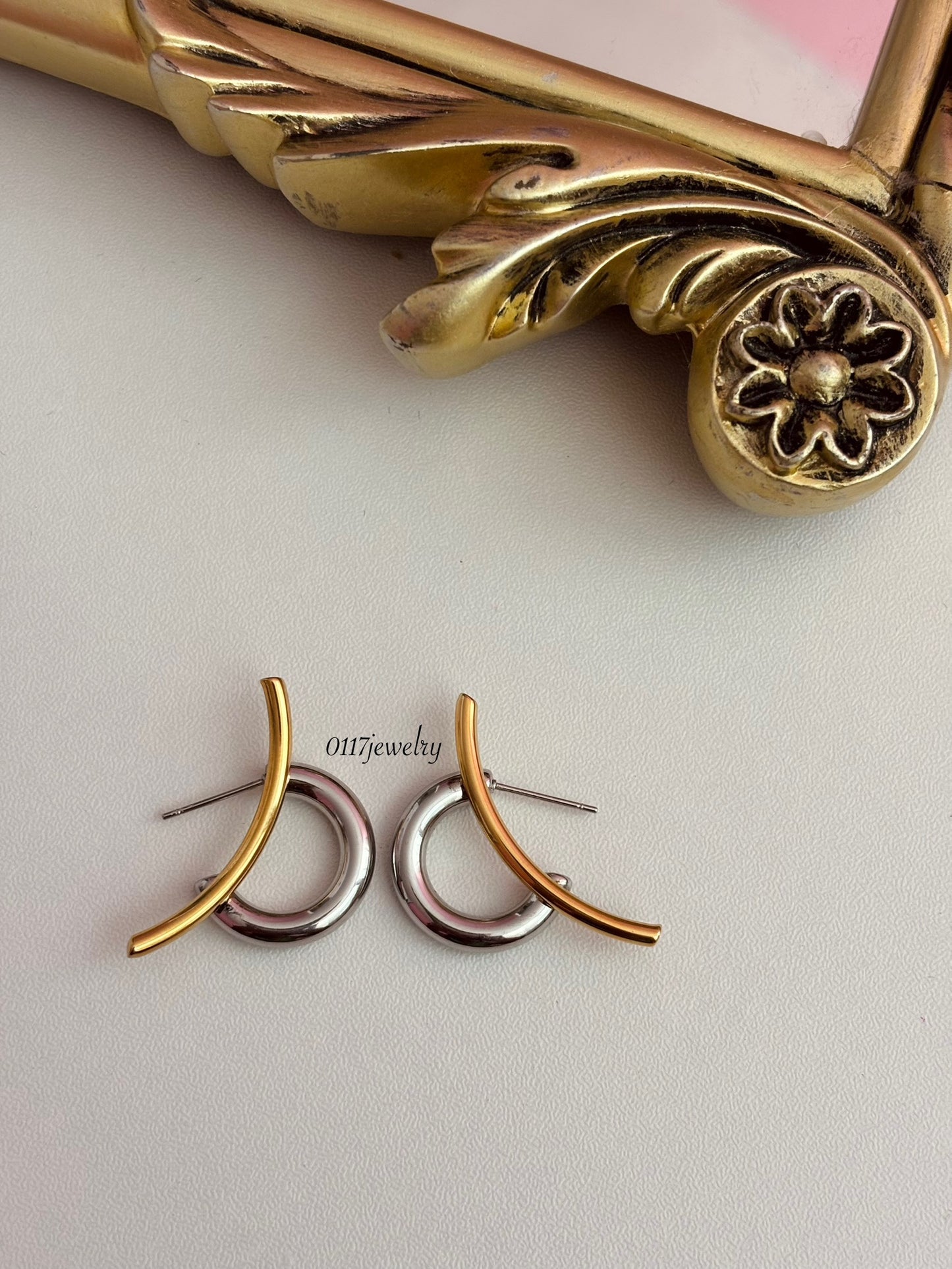 Mónica earring