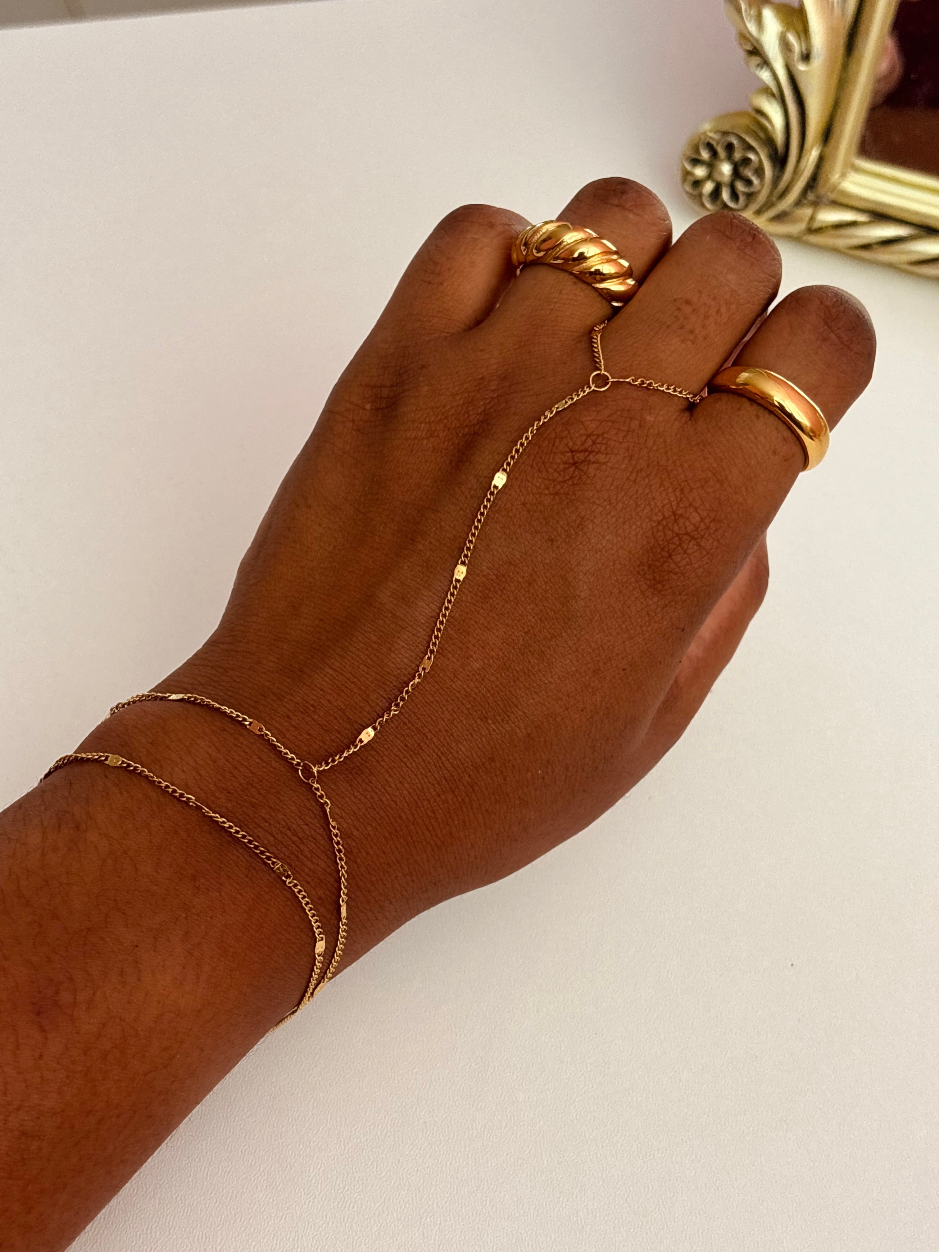 Mariana Hand Chain