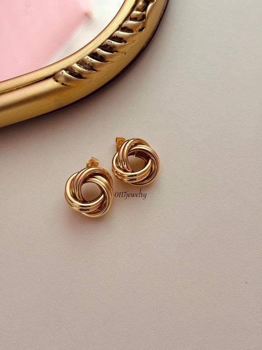 Selene earring