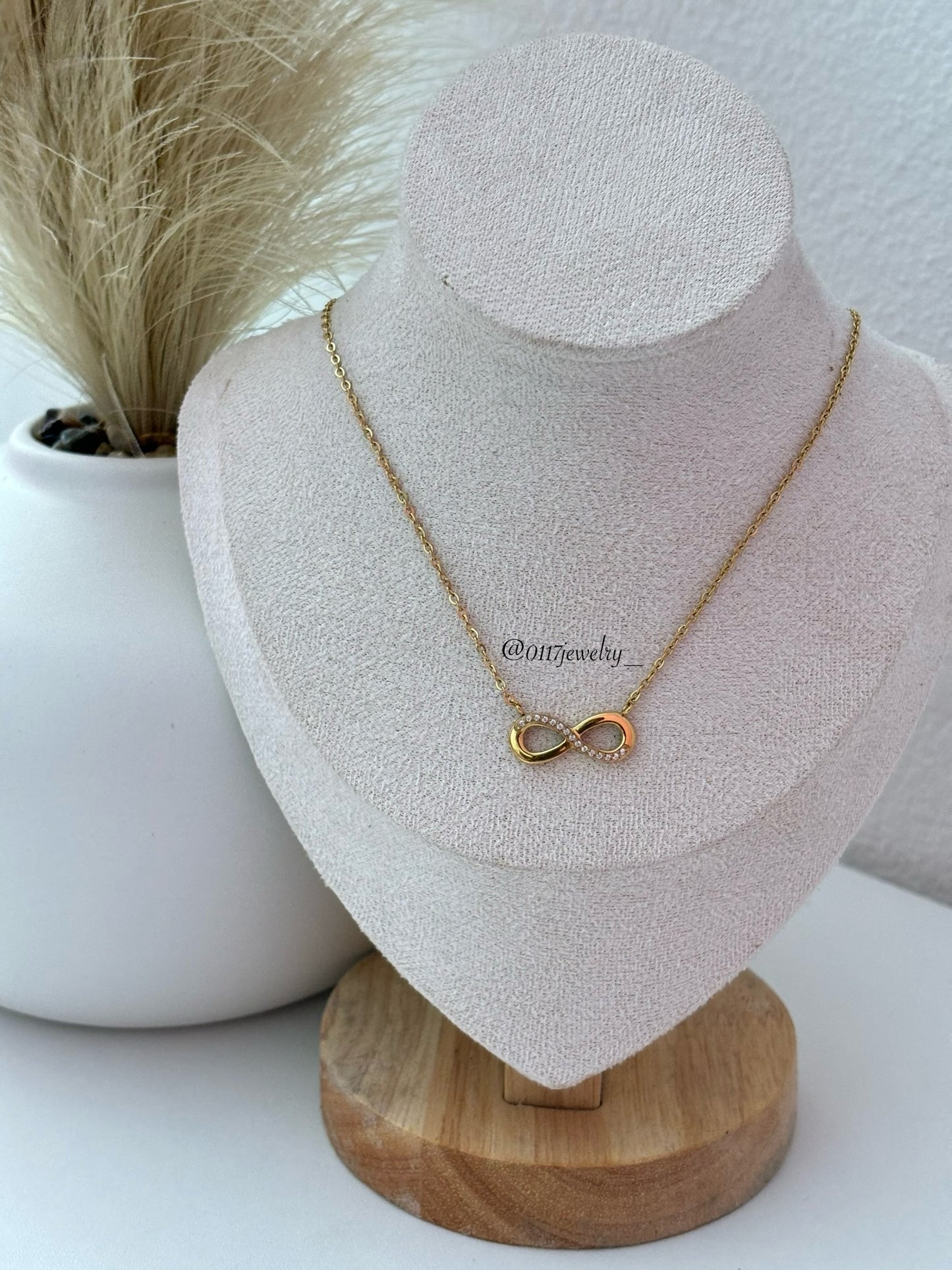 Infinite Necklace