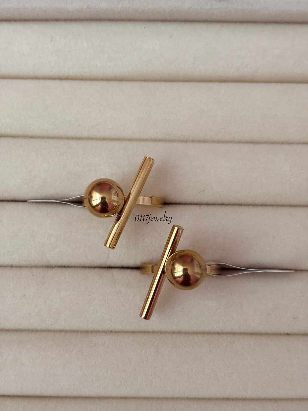 Minerva ring