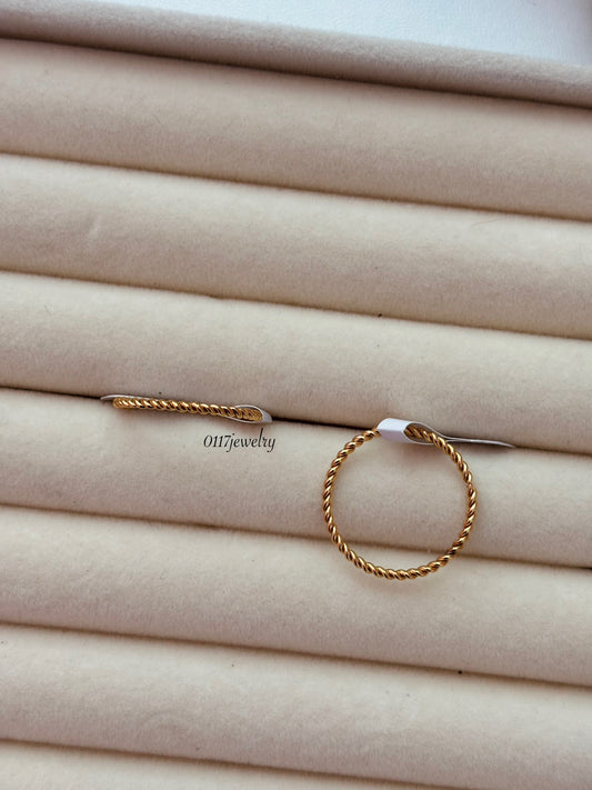 Sabrina ring