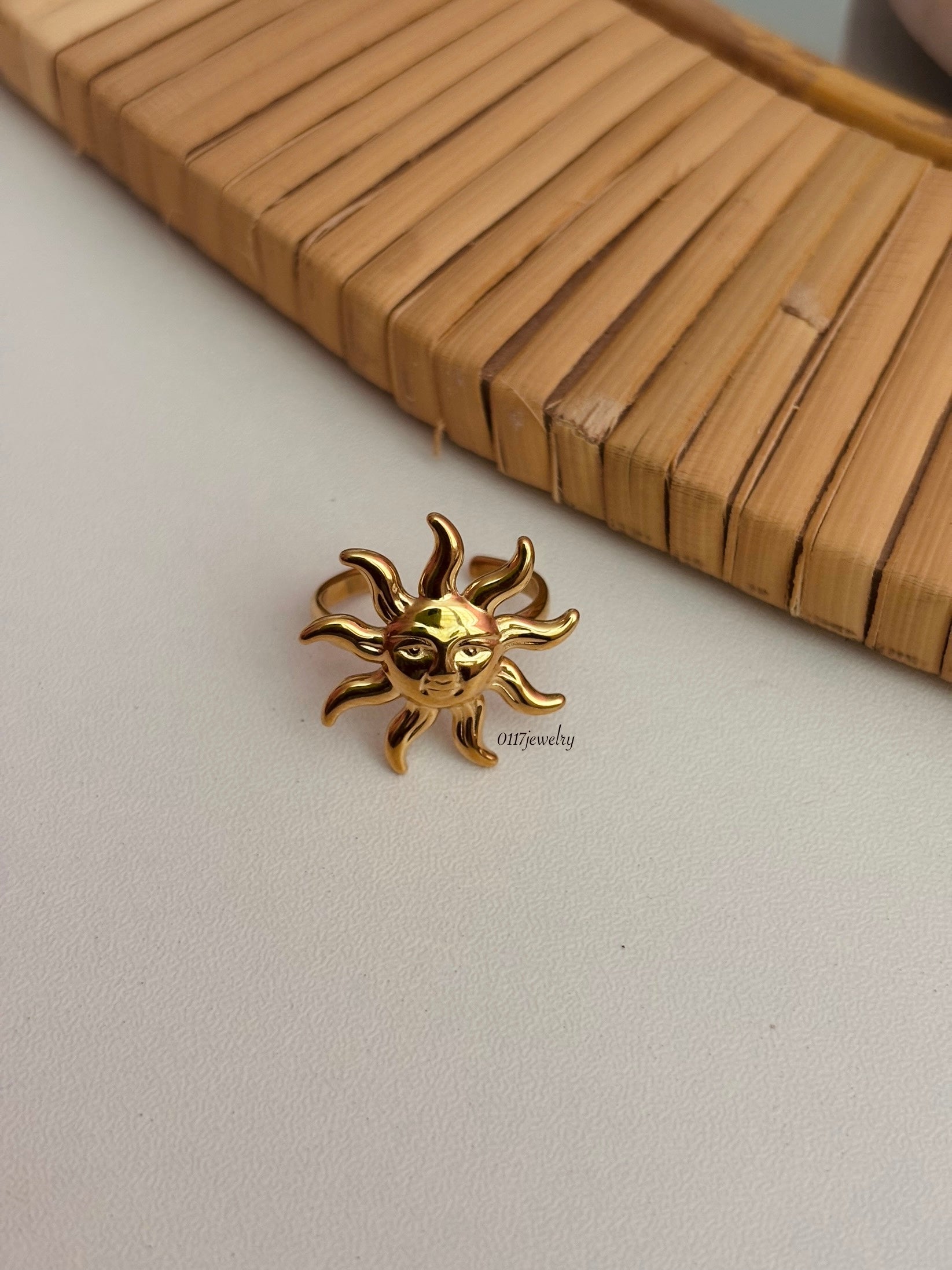 Soleil ring