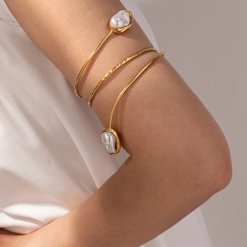 Antonella Arm Cuff