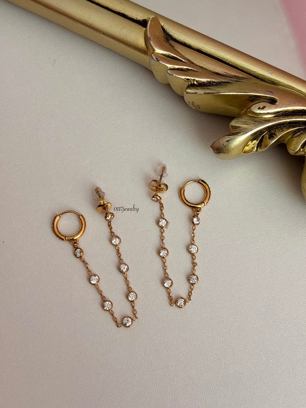 Phoebe earrings
