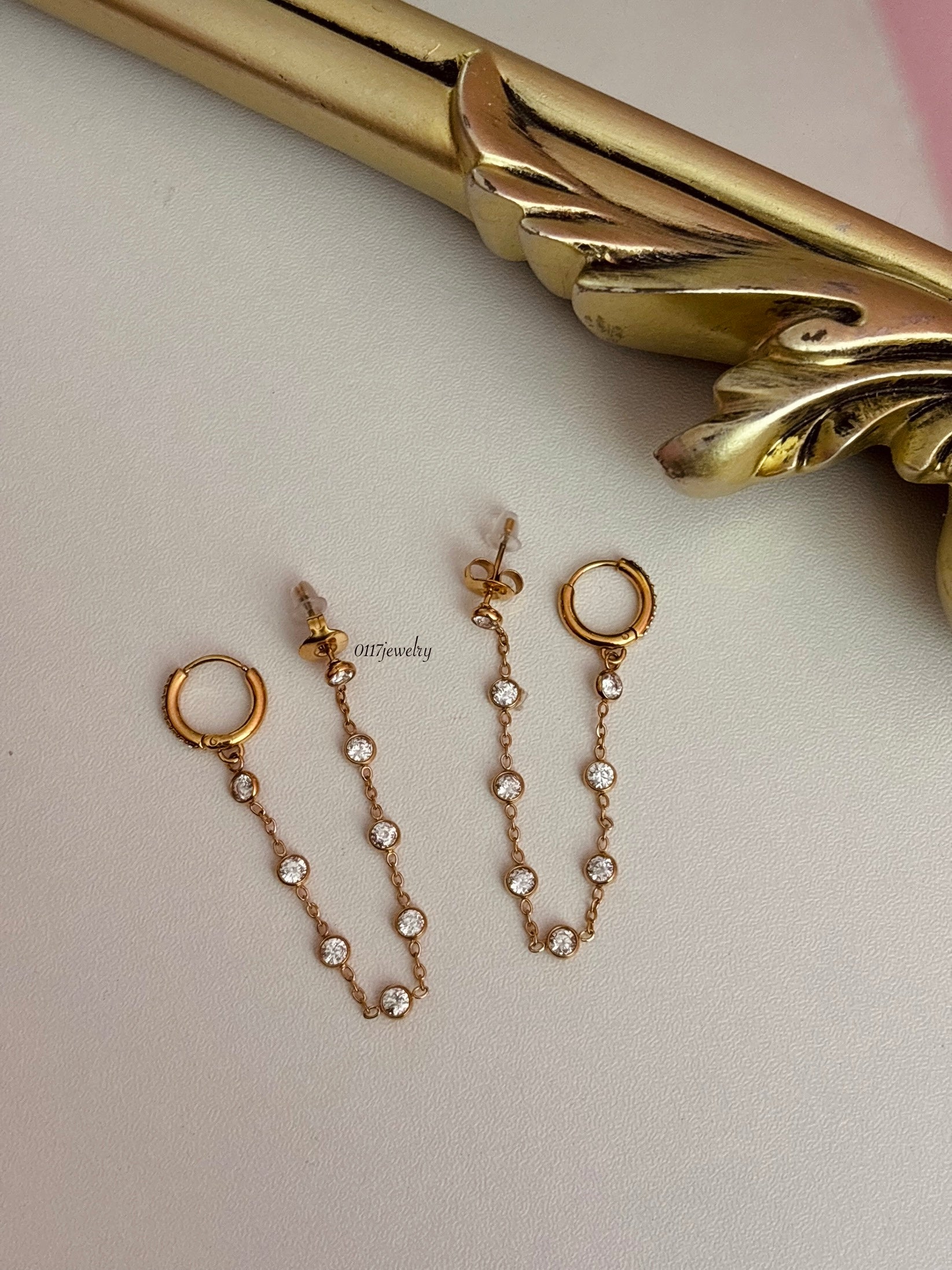 Phoebe earrings