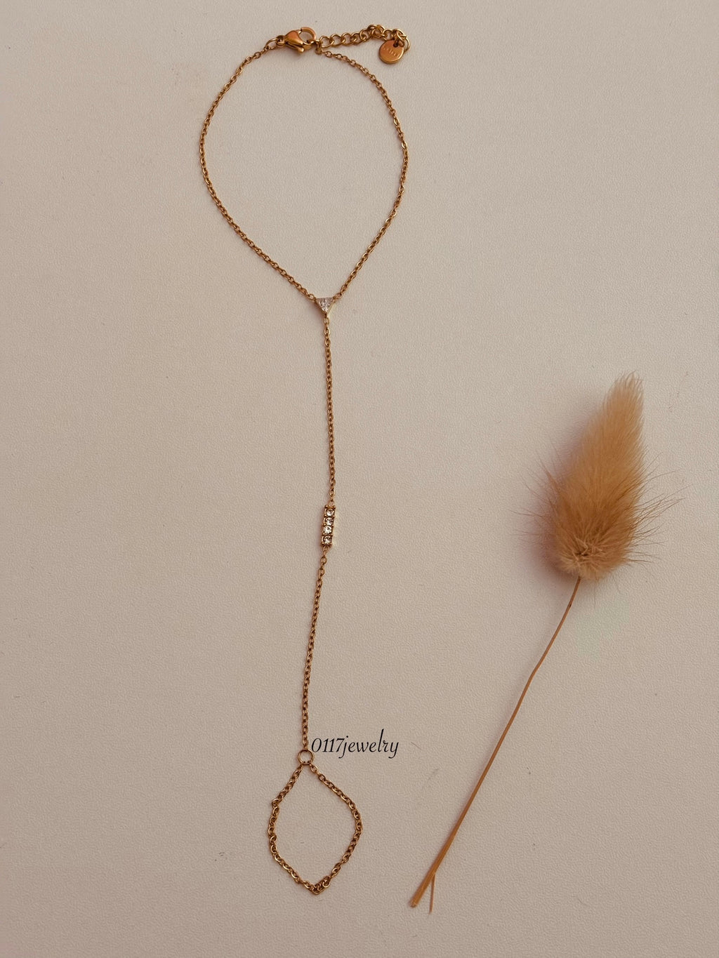 Cara Hand Chain