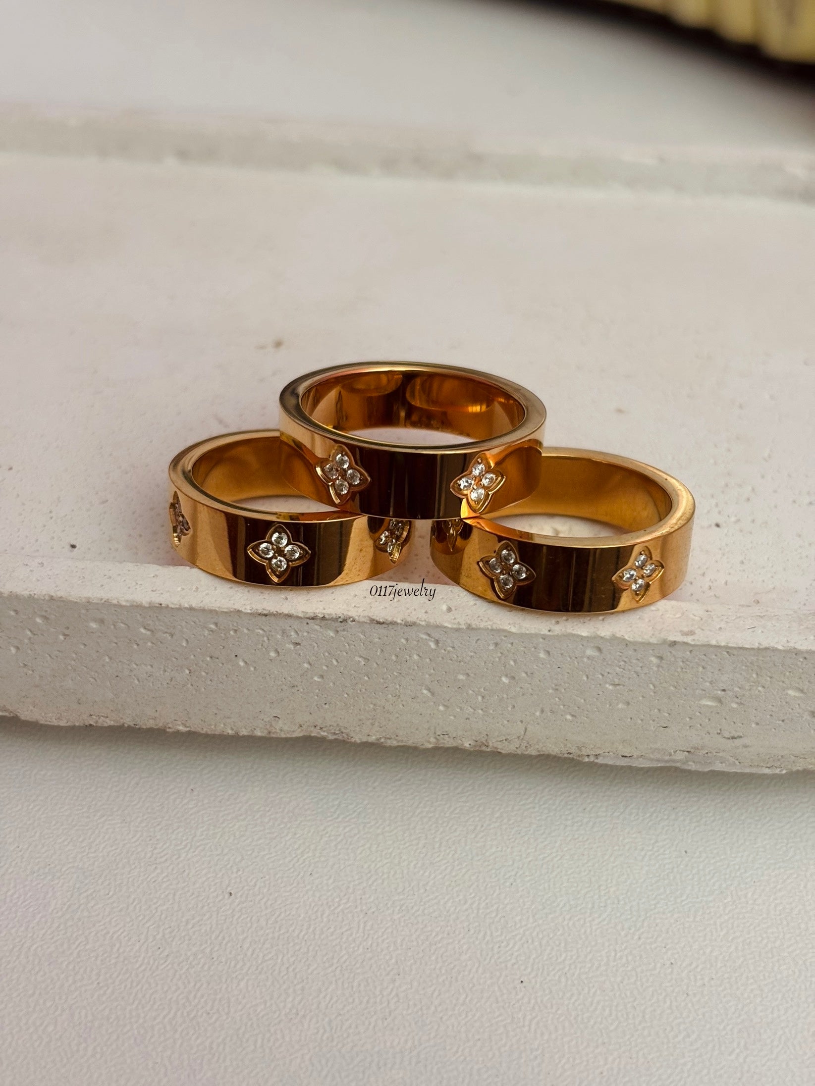 Giselle ring