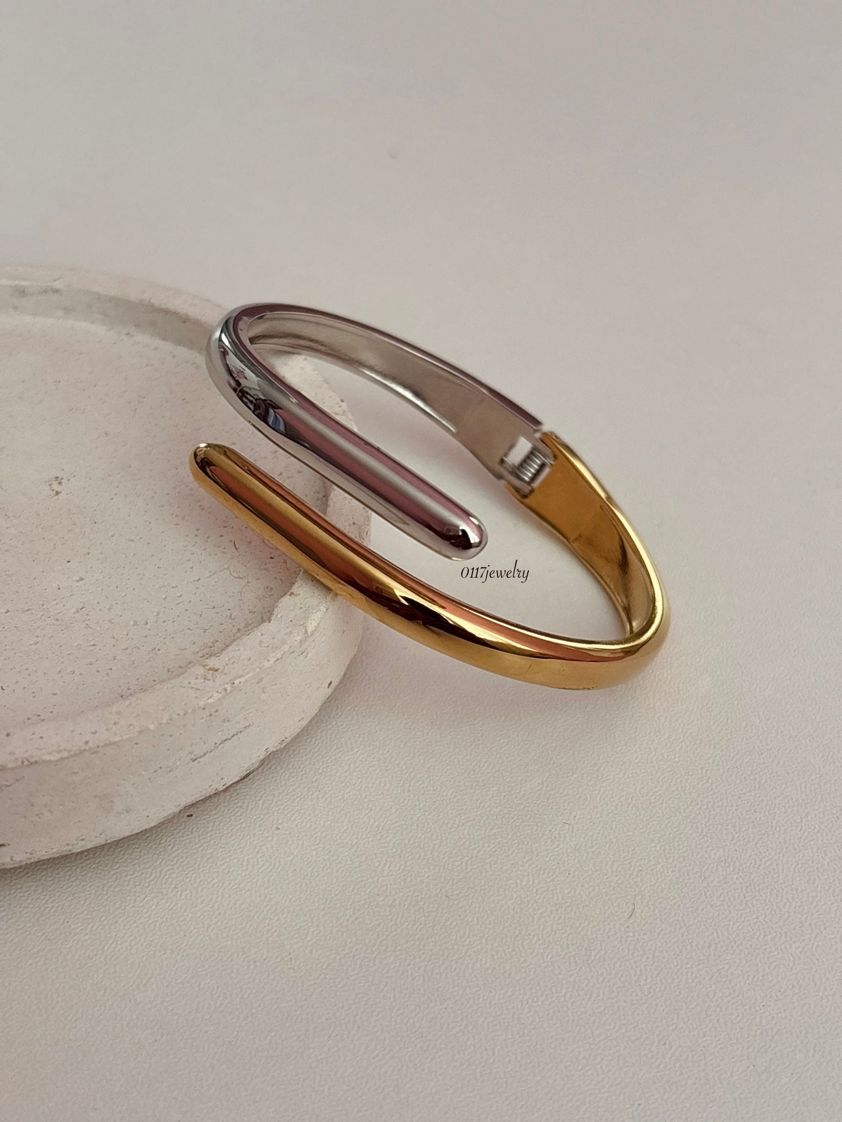 Gala Bracelet