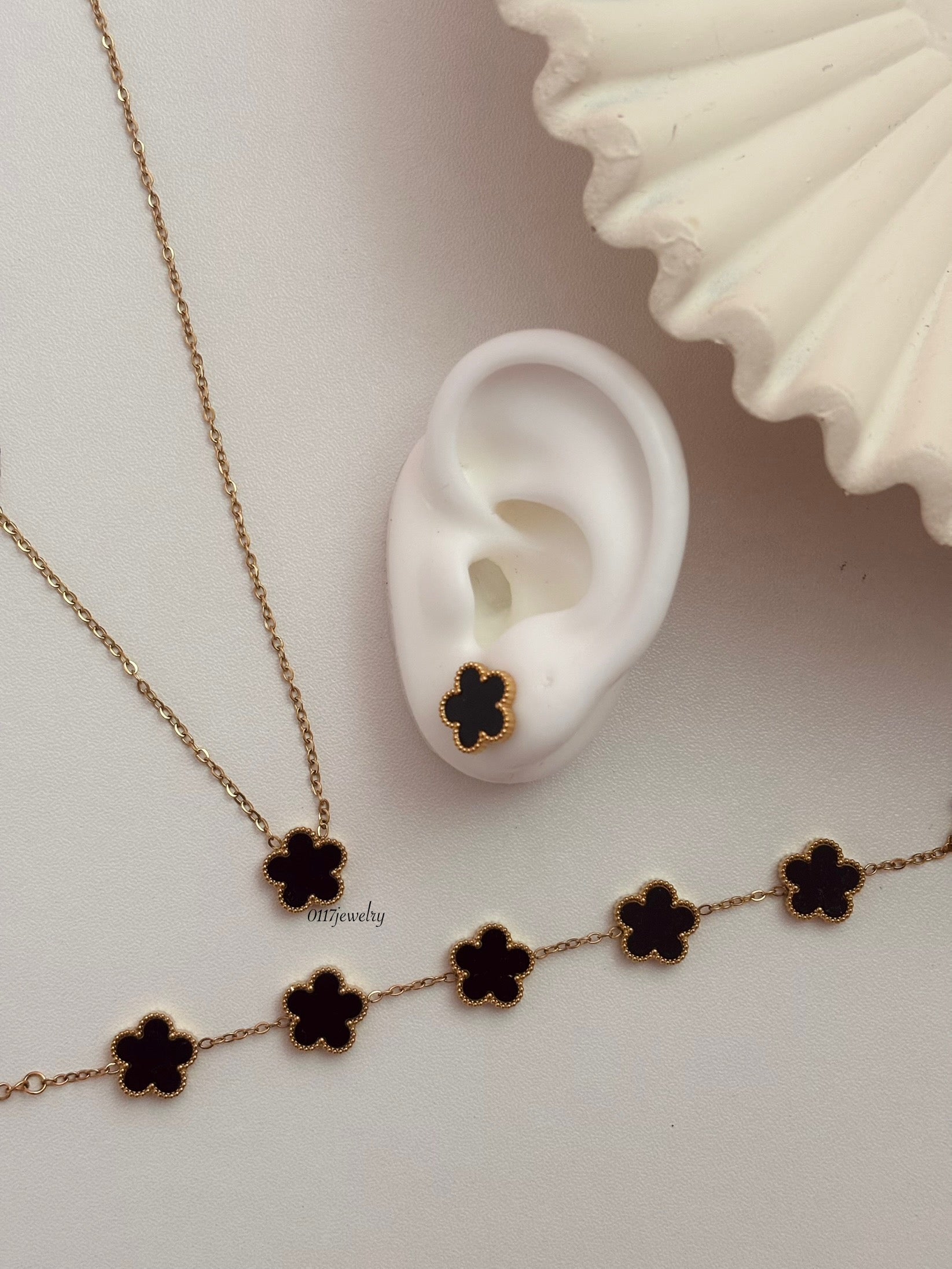 Set. de trébol | Negro