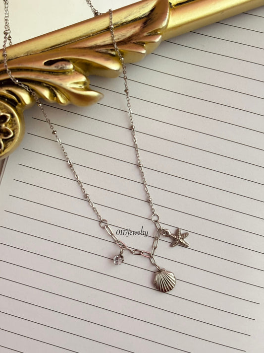 Adella silver Necklace
