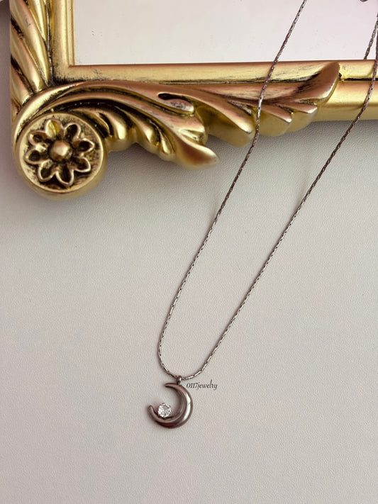 Moon silver necklace