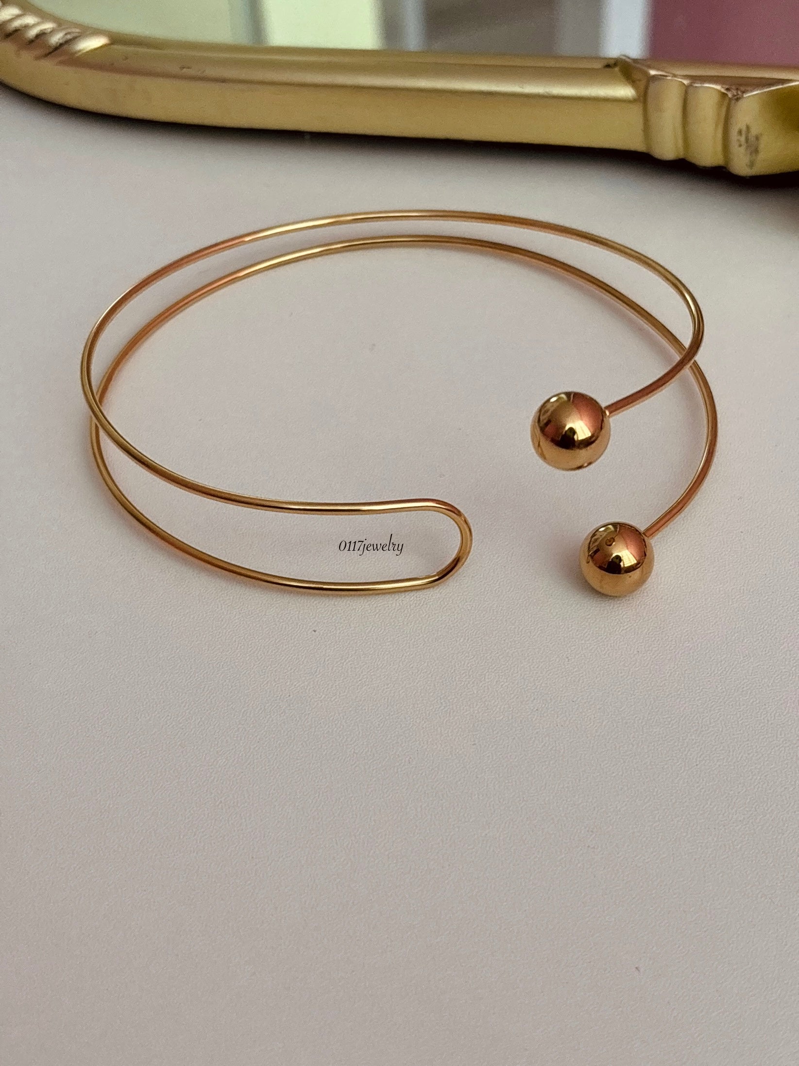 Thalía Arm Cuff