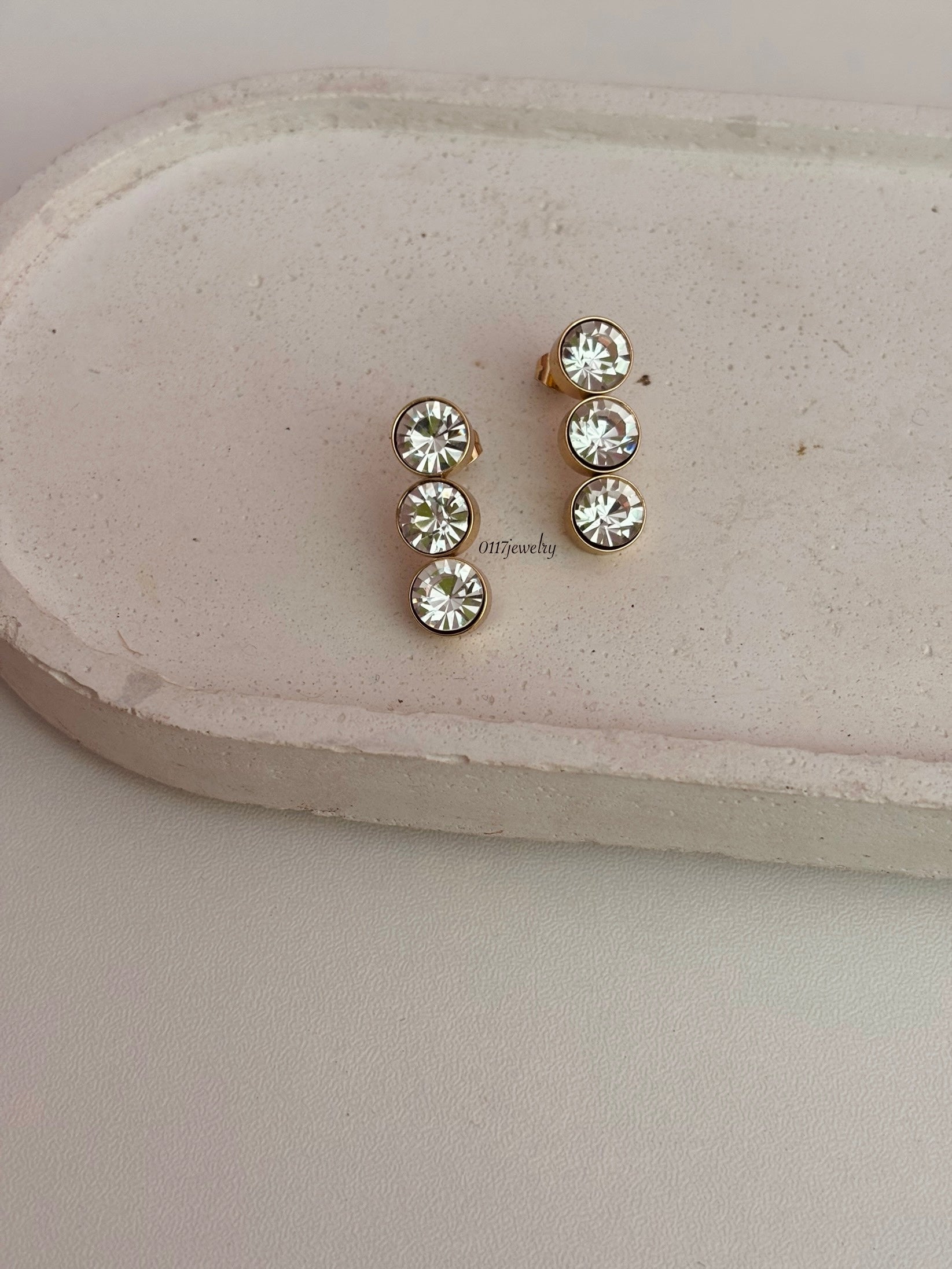 Diana earring