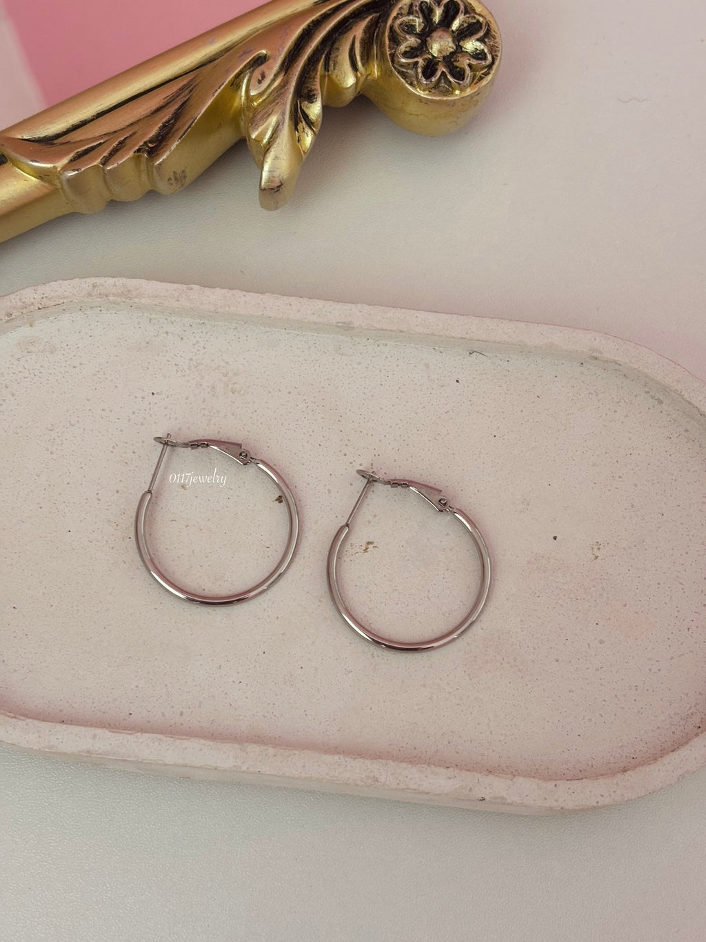 Silver Hoops | 30mm