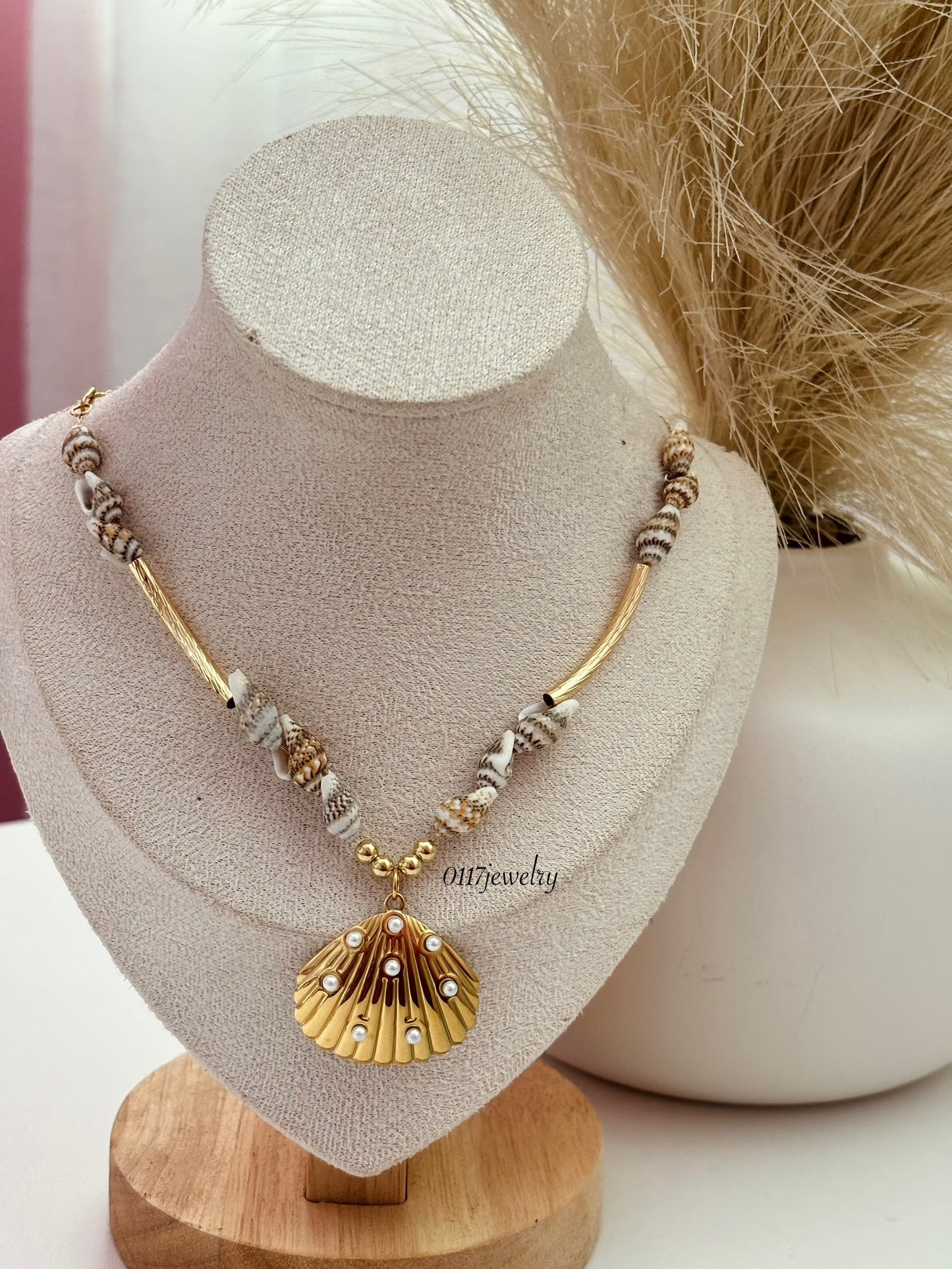 Coraliz Necklace