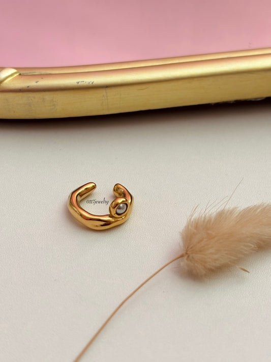 Lea Ear cuff