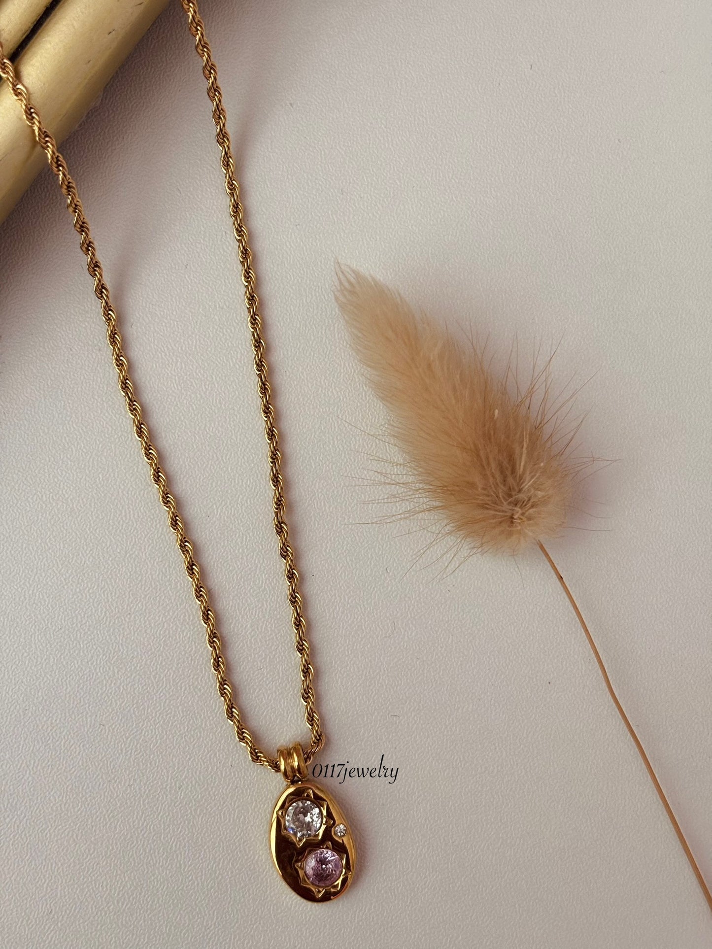 Fara Necklace