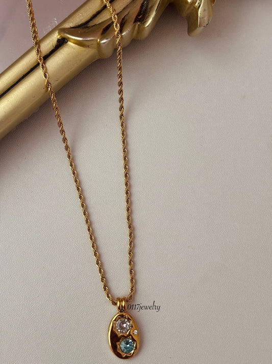 Fara Necklace