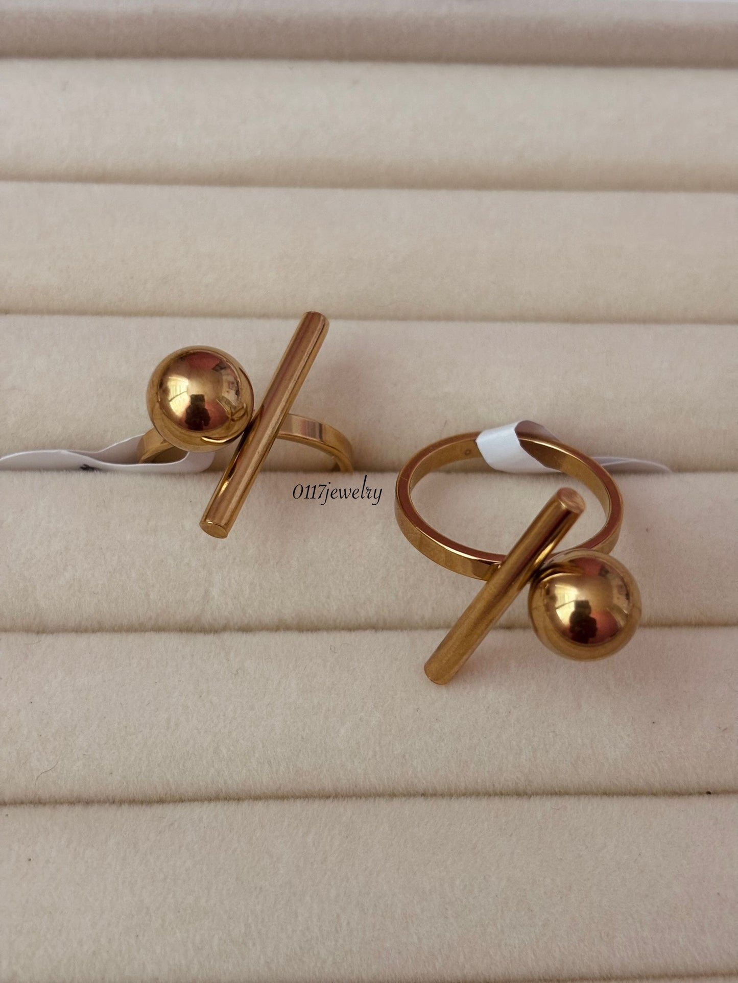 Minerva ring