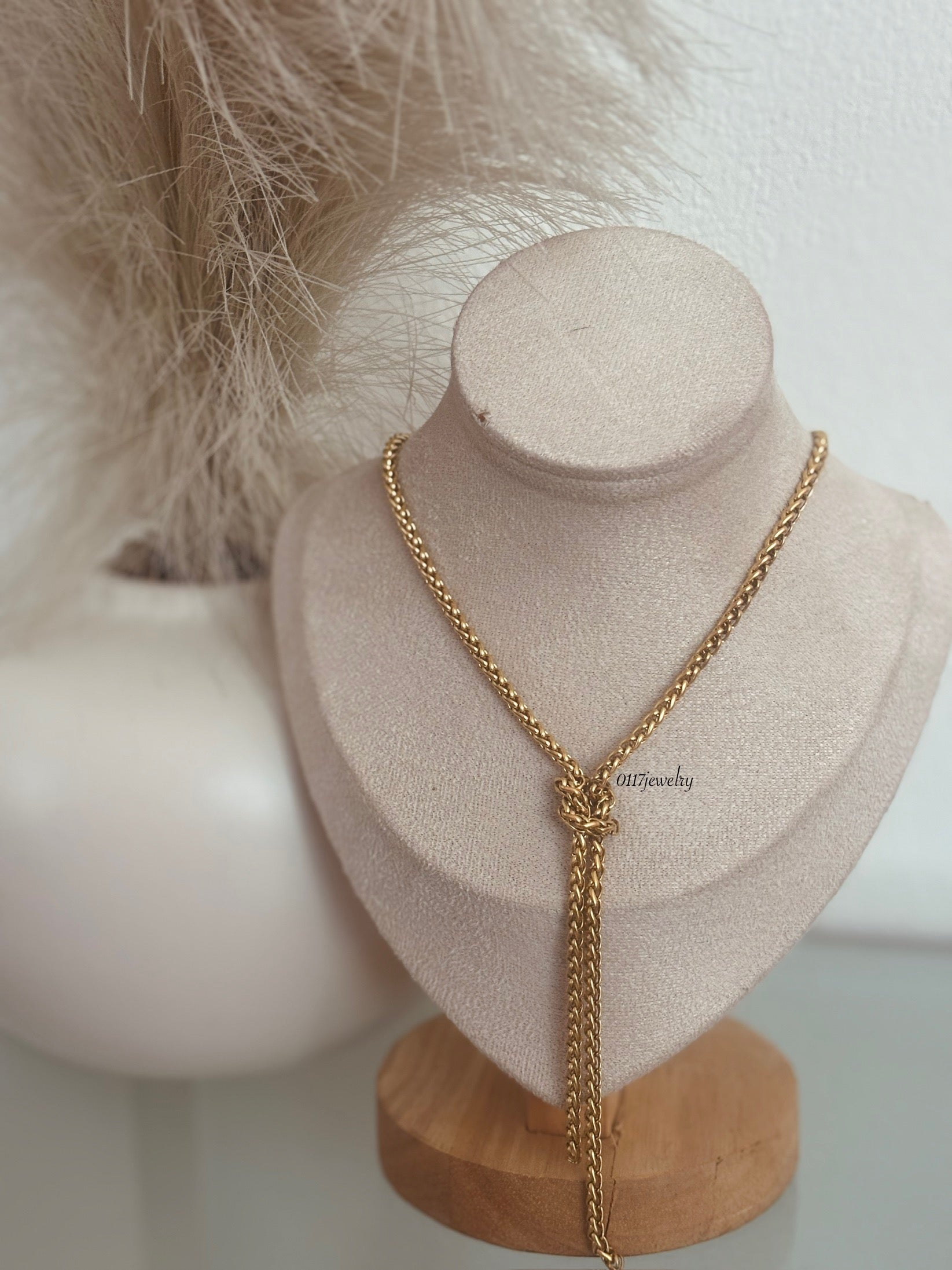 Johana Necklace