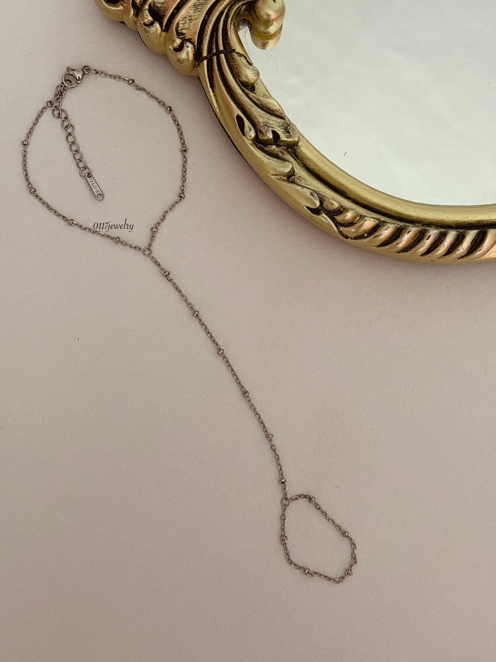Daniela Hand Chain