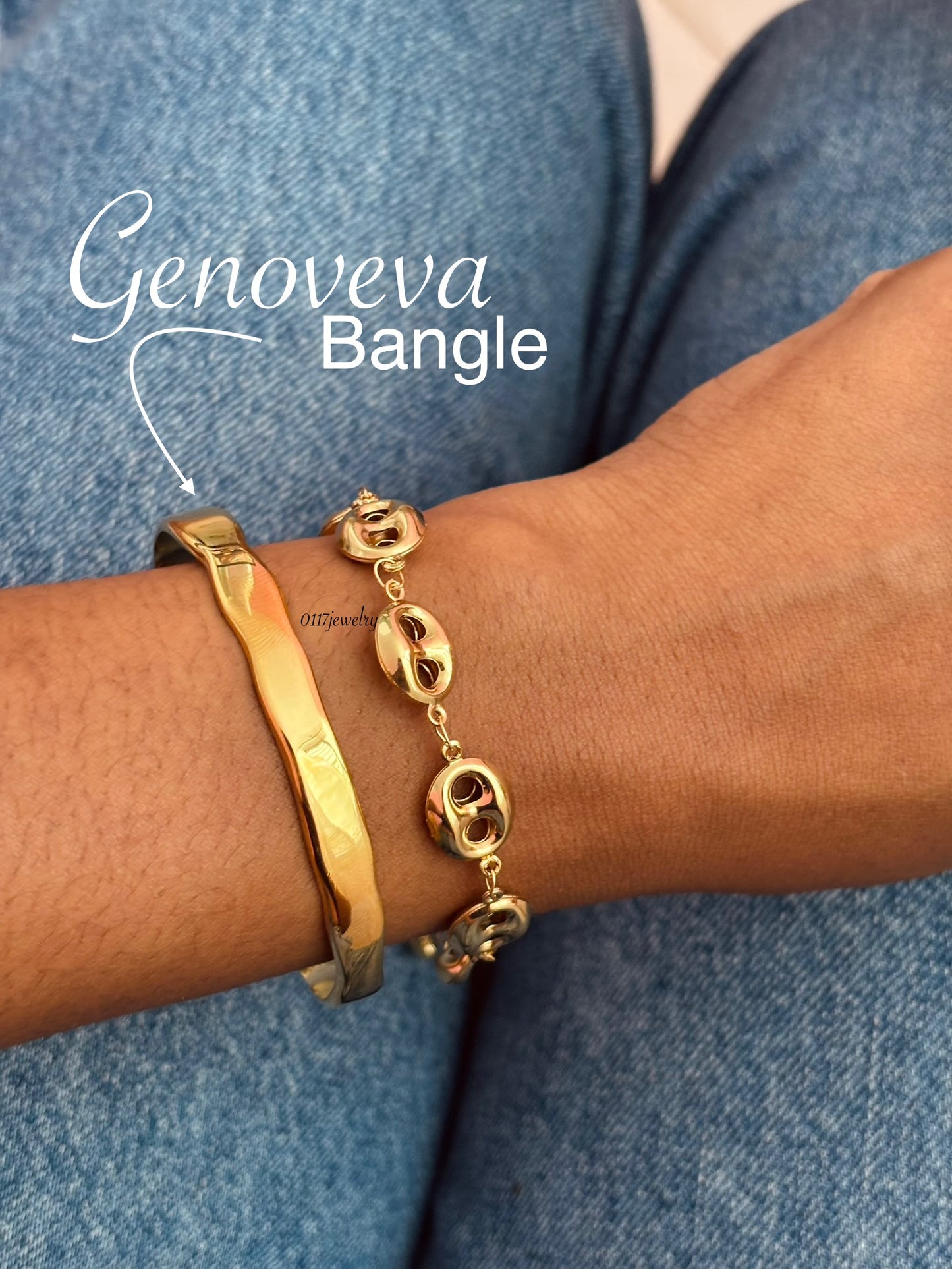 Genoveva Bangle
