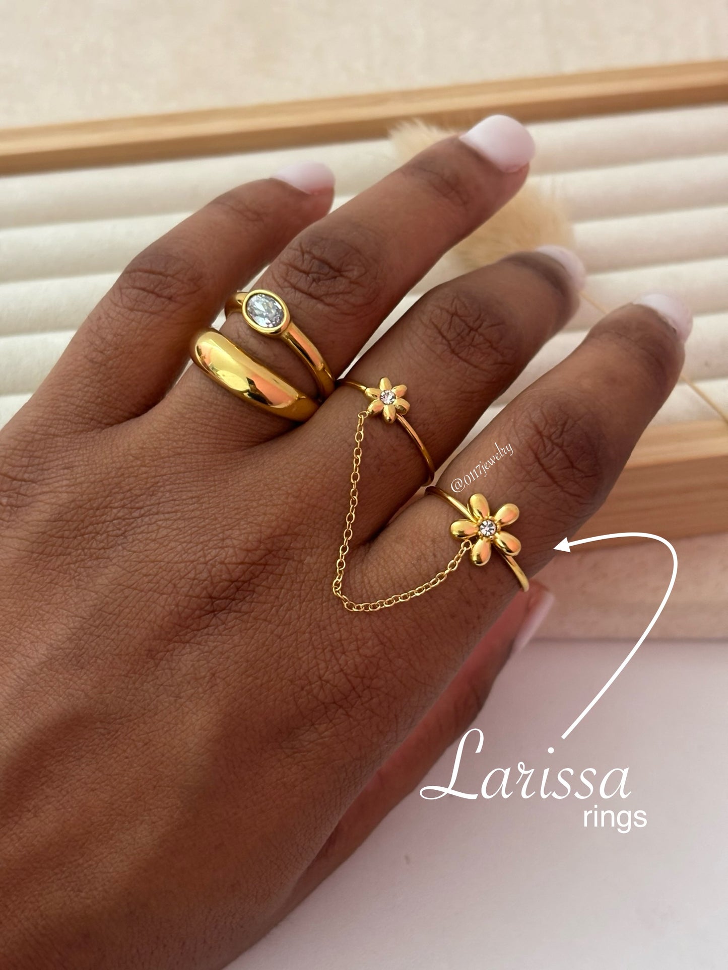 Larissa rings