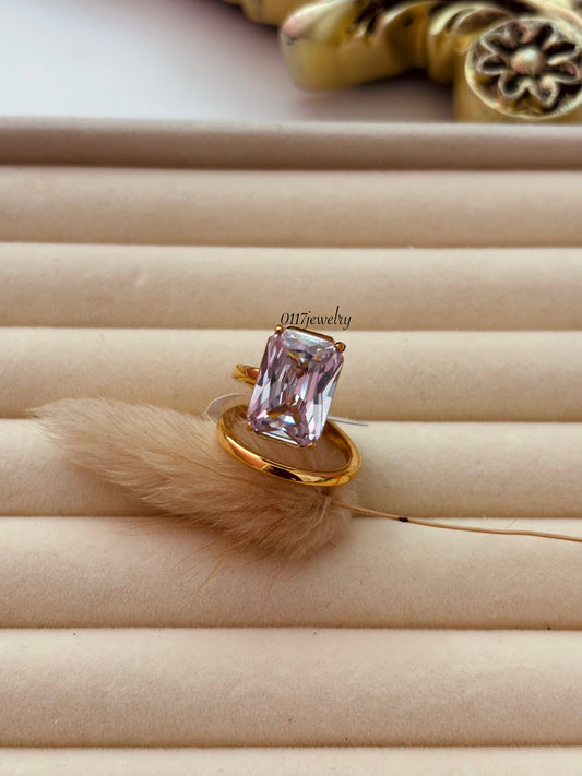 Scarlett ring