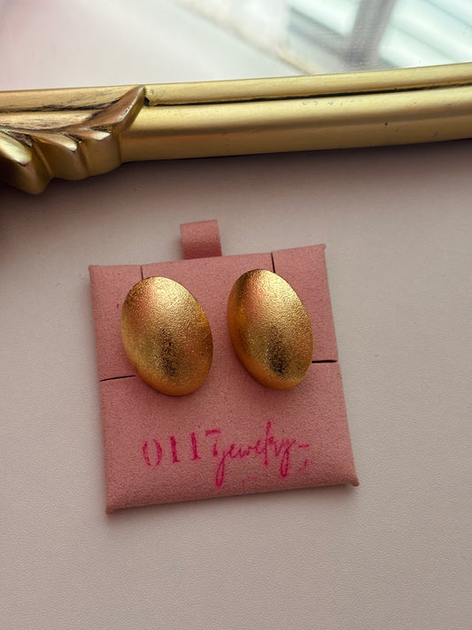 Isis Wrinkled Earrings