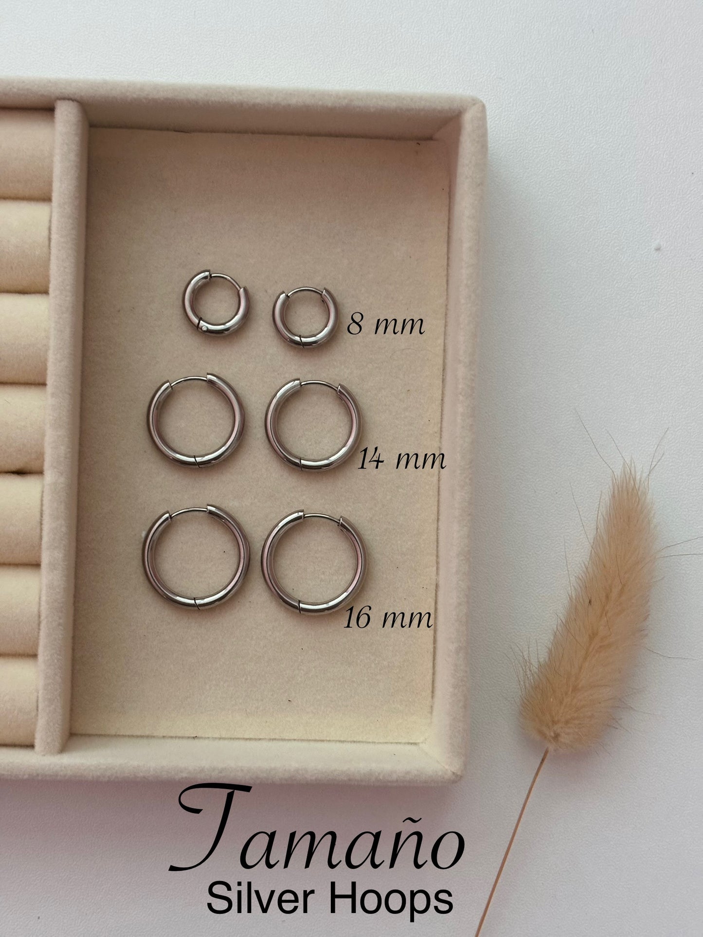 Silver Hoops | 8 mm