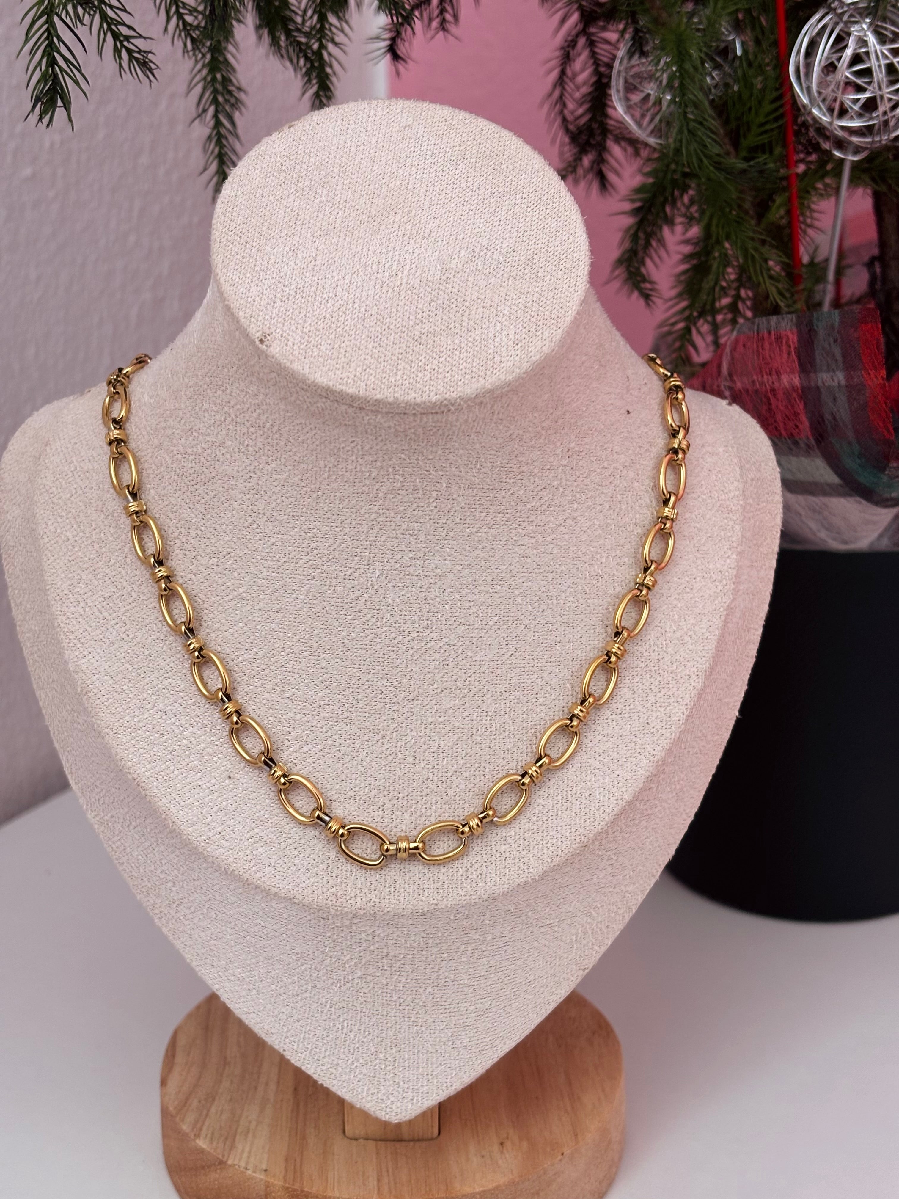 Oval Chain Necklace