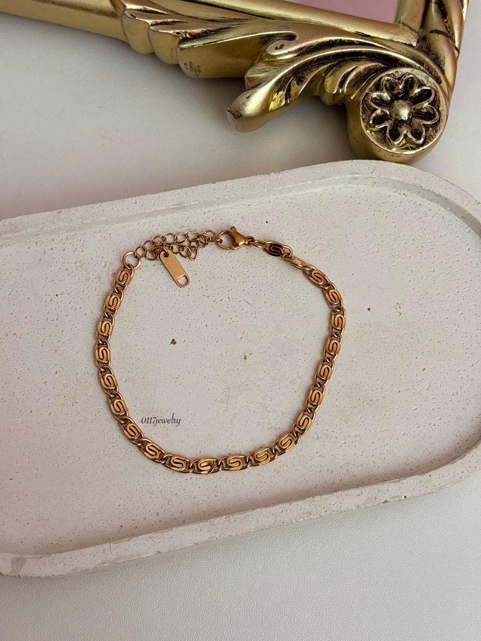Ambar Anklet