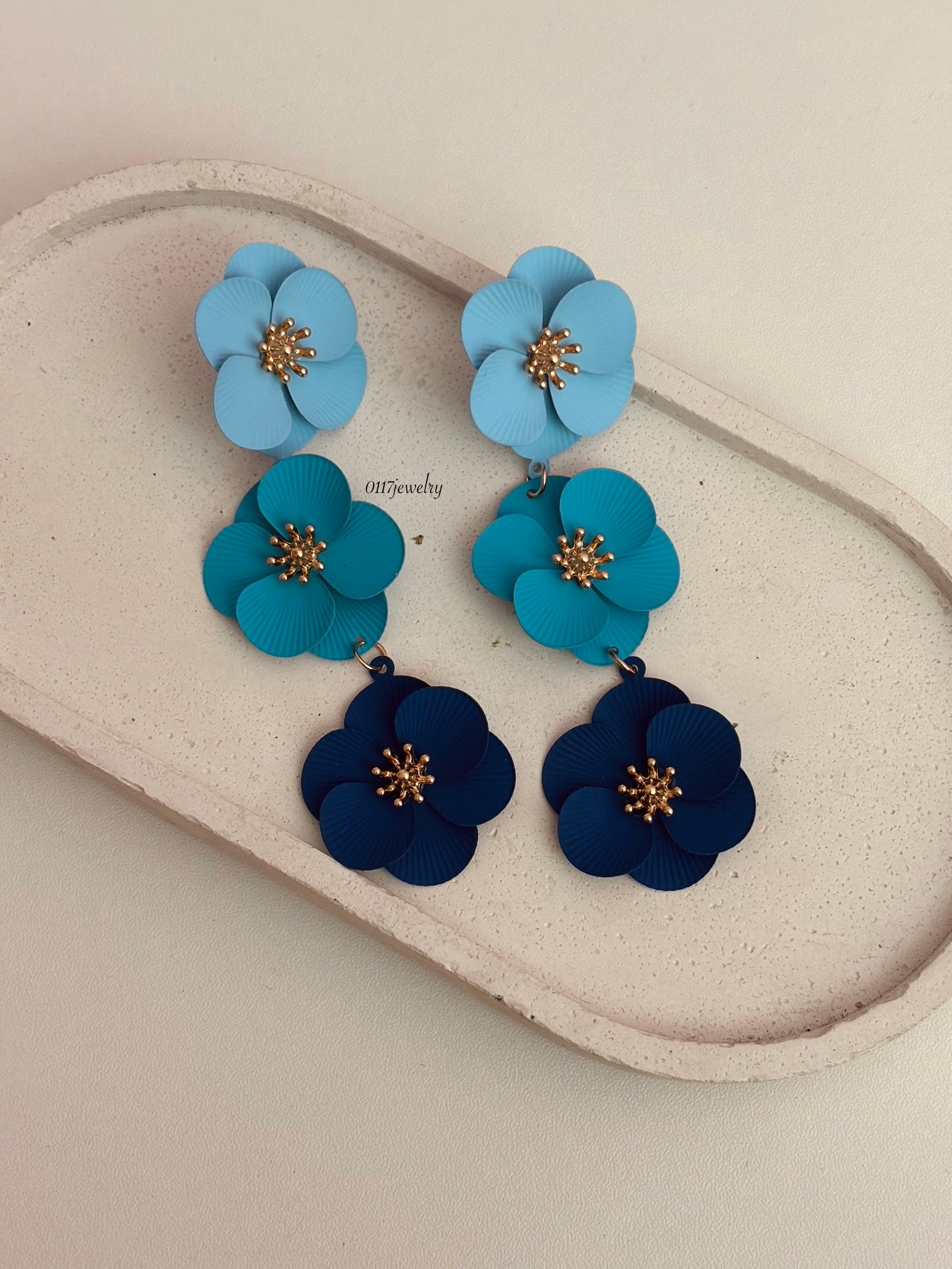 Dalila earring