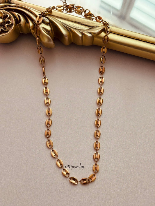 Golden GG Necklace