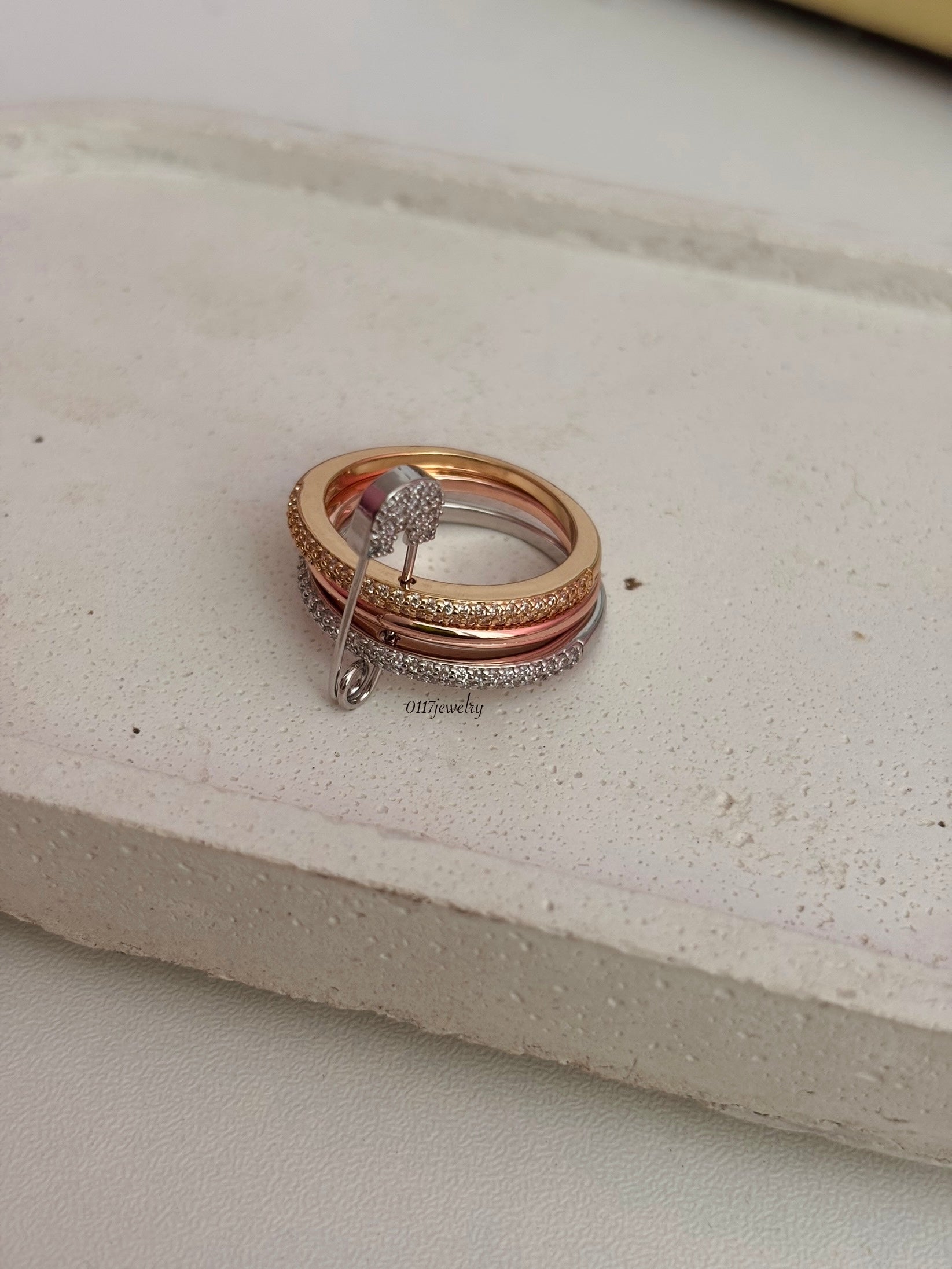 Gala ring | Three Colors