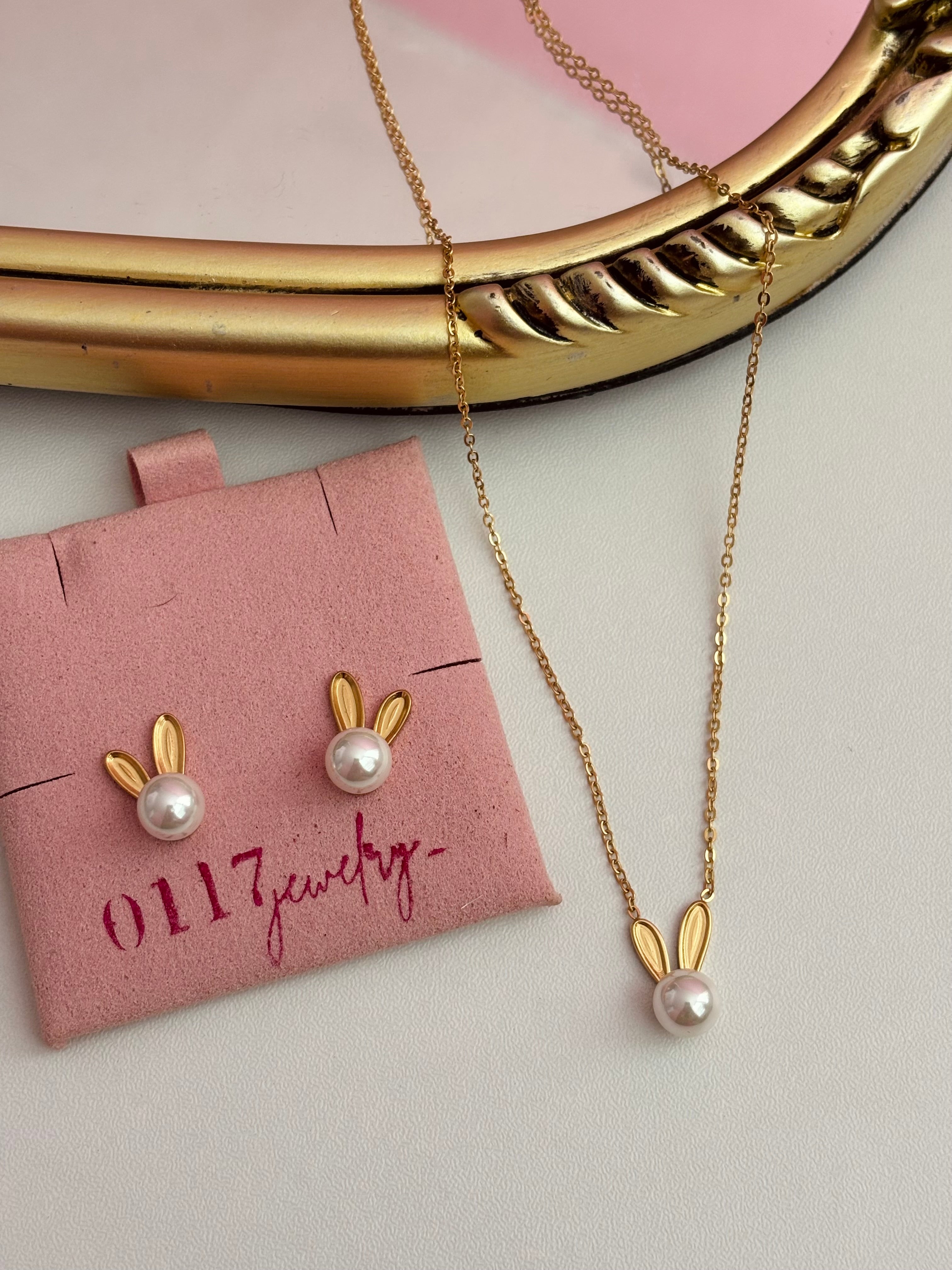 Bunny Pearl Set