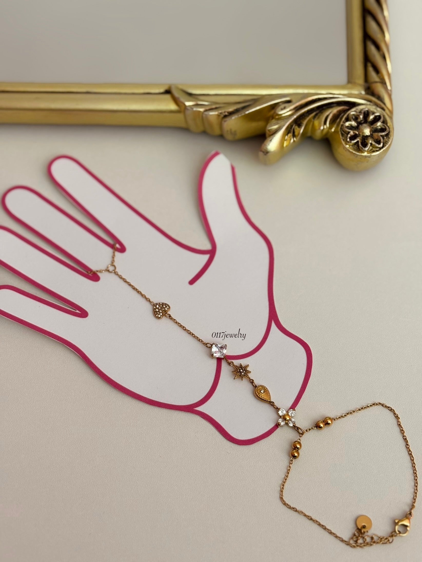 Enid Hand Chain